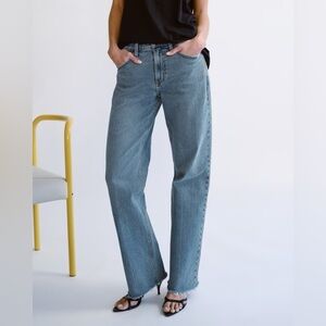 ABERCROMBIE & FITCH The Baggy Low Rise Raw Hem Stretch Medium Wash Size 27